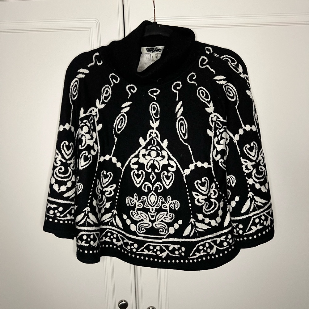 Max Mara 100% Wool Graphic Knit Turtleneck Poncho Cape - Picture 4 of 16